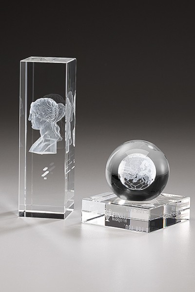 Sonderanfertigung_Glas_3D_UEFA
