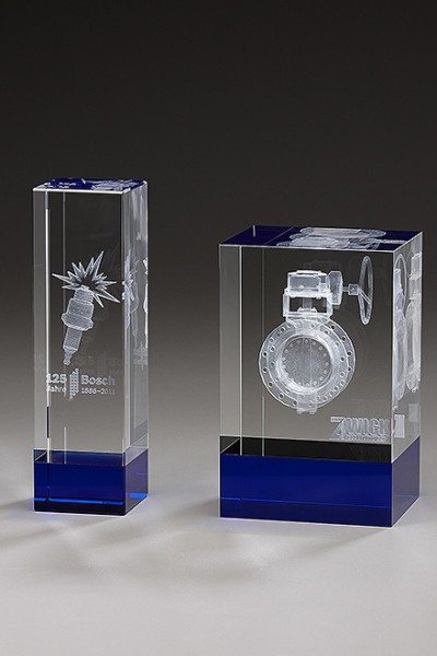 Sonderanfertigung_Glas_3D_blau